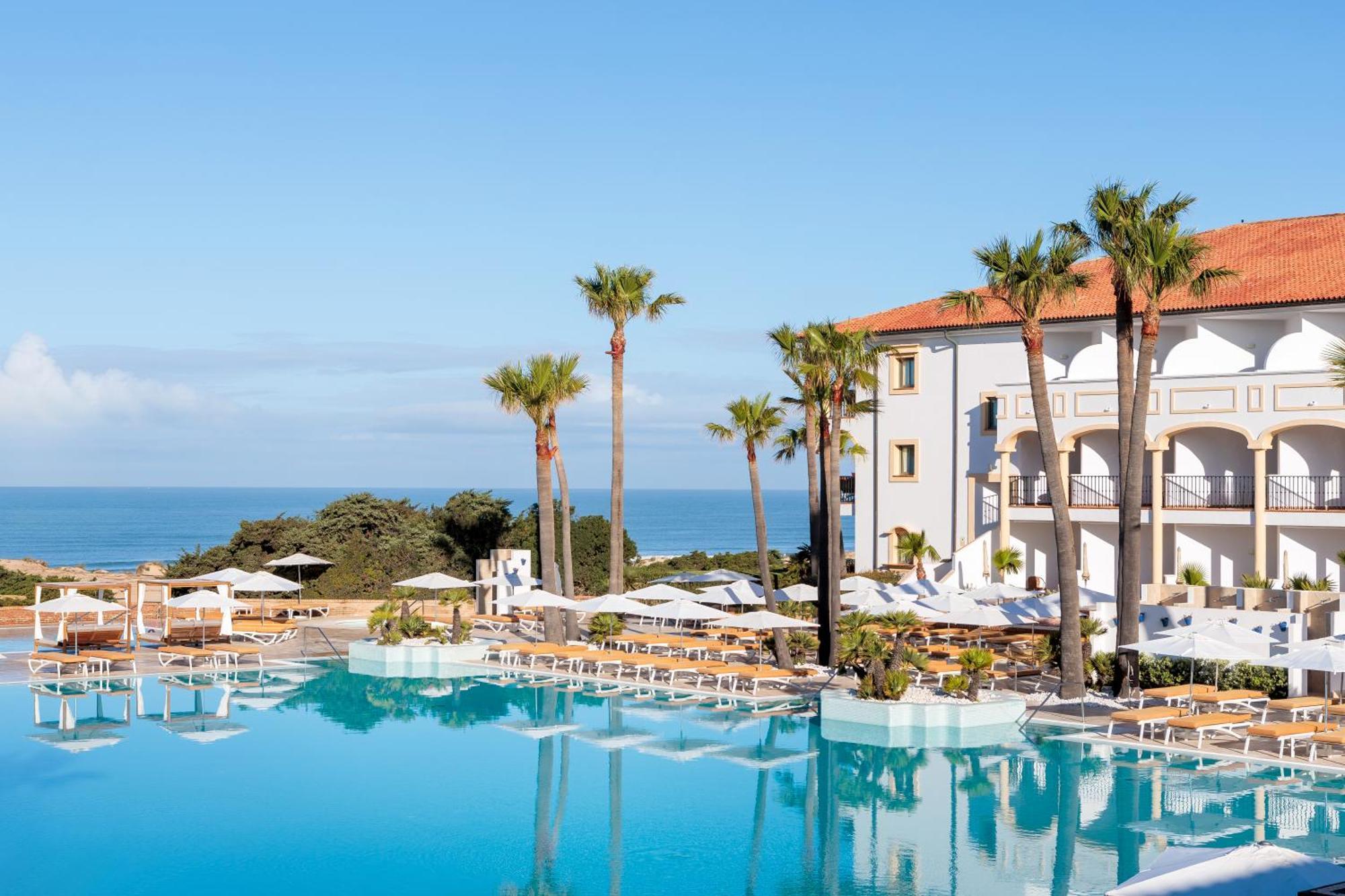 מלון צ'יקלנה דה לה פרונטרה Iberostar Selection Andalucia Playa מראה חיצוני תמונה The hotel's main pool